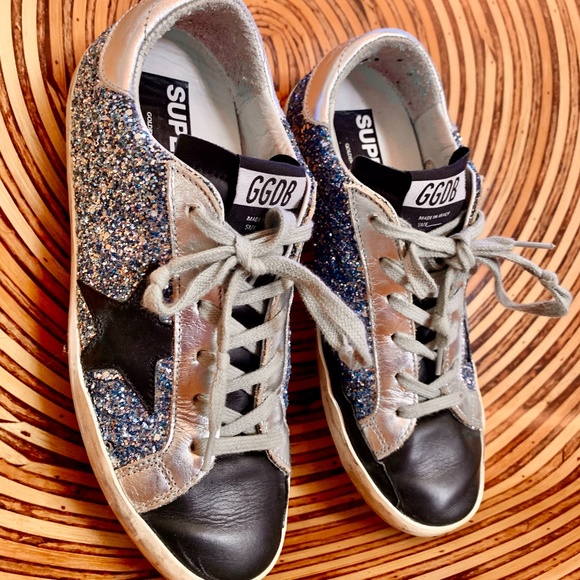 (SIZE 7) GOLDEN GOOSE NAVY/SILVER SNEAKER (37) - Picture 2 of 16